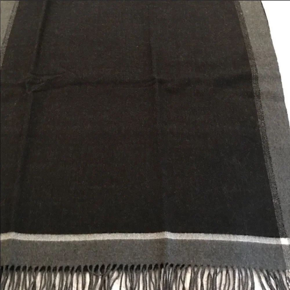 Nwt Ann Taylor border fringe shawl scarf